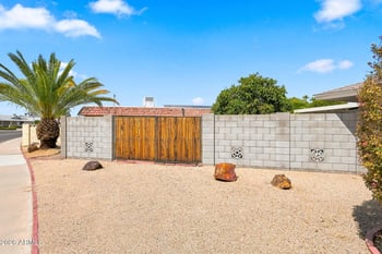 10466 W Mountain View Rd, Sun City, AZ 85351