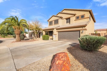 10468 Palm Ln, Avondale, AZ 85392