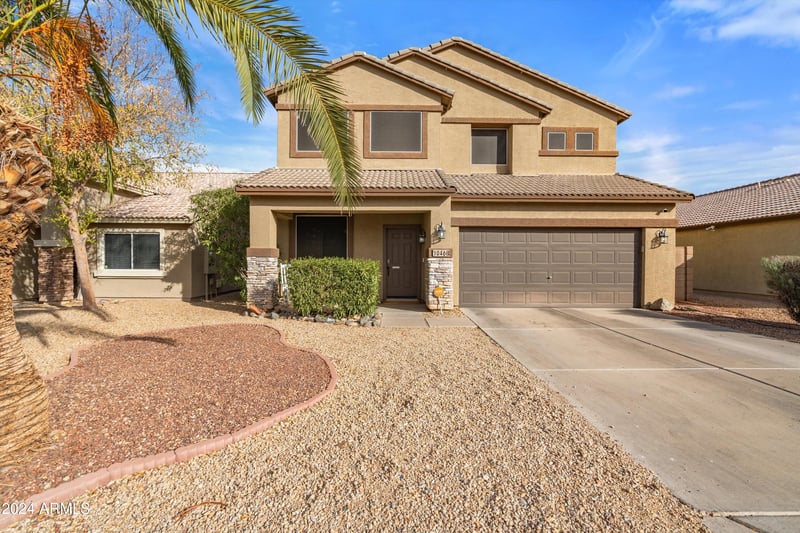 10468 Palm Ln, Avondale, AZ 85392