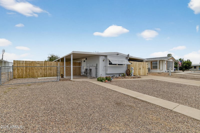 1047 96th St, Mesa, AZ 85208