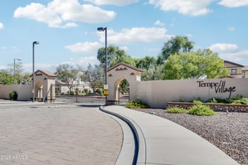 1047 Caroline Ln, Tempe, AZ 85284