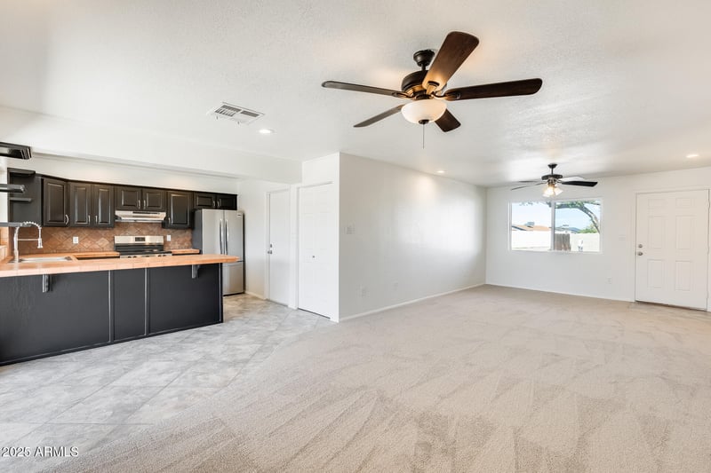 1047 Cornell Dr, Tempe, AZ 85283