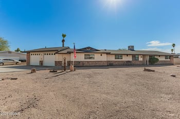 1047 Fairfield St, Mesa, AZ 85203