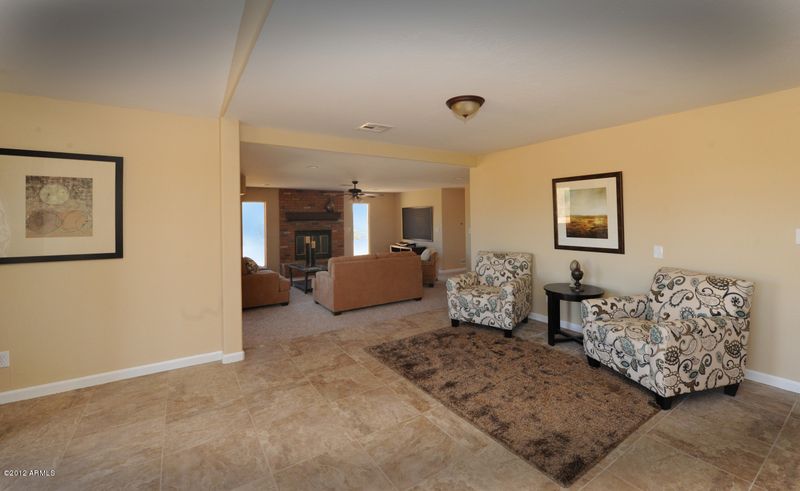 1047 E Joy Ranch Rd, Phoenix, AZ 85086