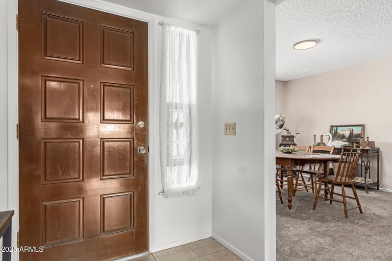 1047 Fairfield St, Mesa, AZ 85203