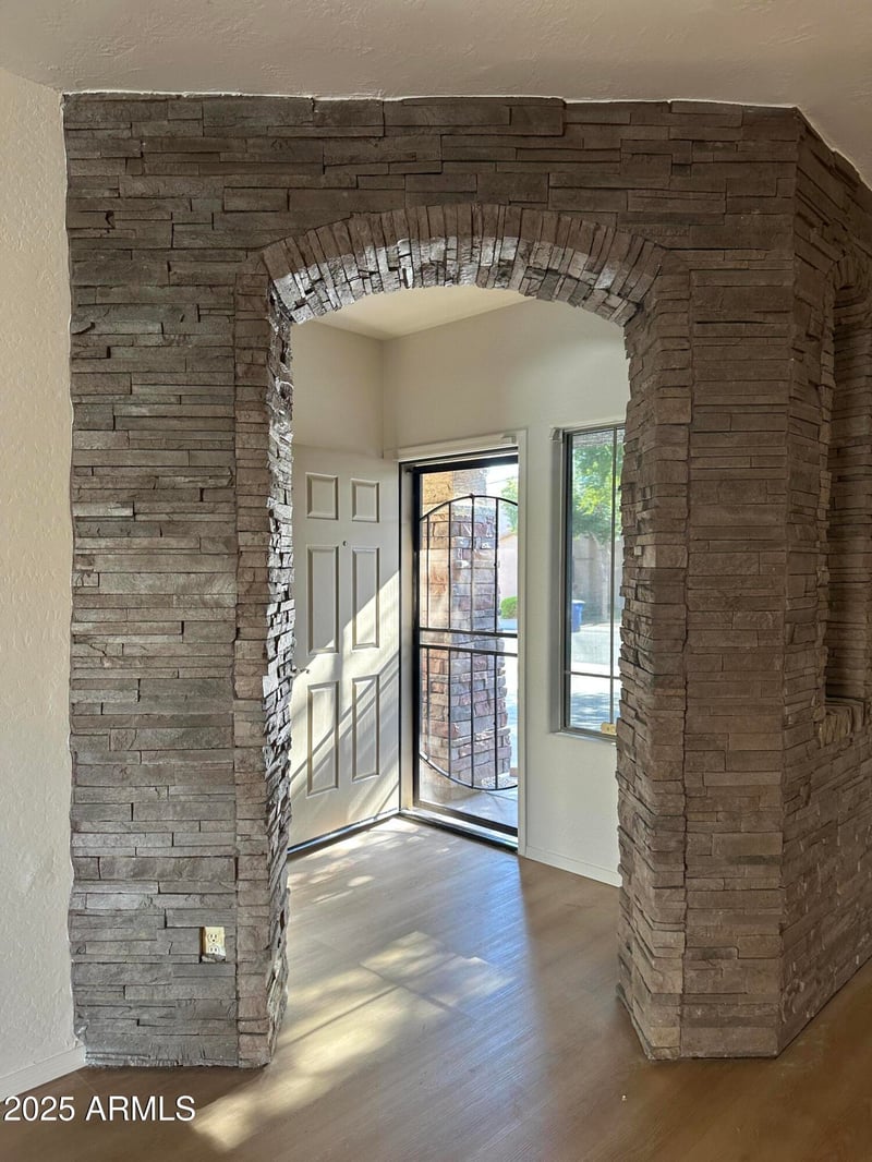 1047 Sacramento Pl, Chandler, AZ 85286