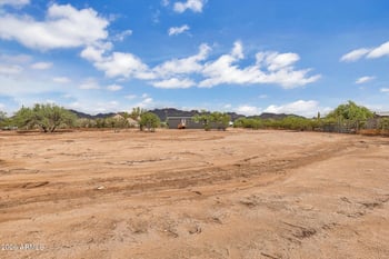 1047 W Windsong St, Apache Junction, AZ 85120
