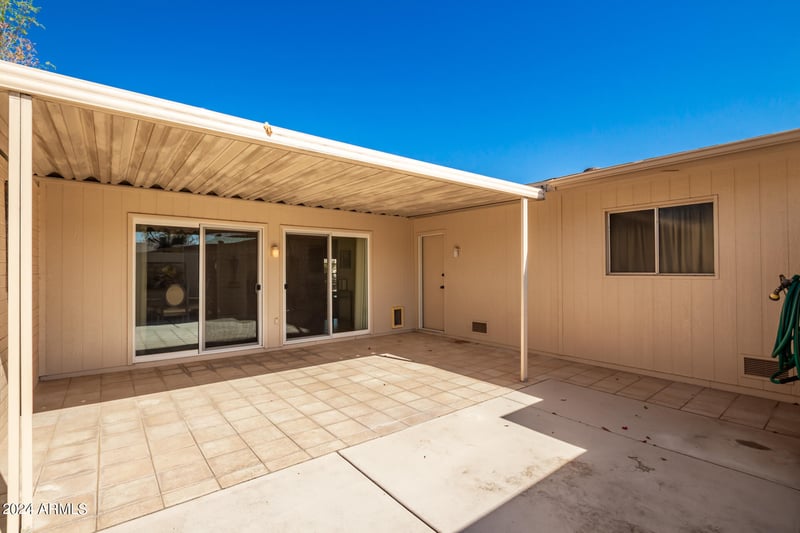 10477 Highwood Ln, Sun City, AZ 85373