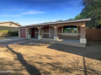 1048 6th Ave, Mesa, AZ 85204