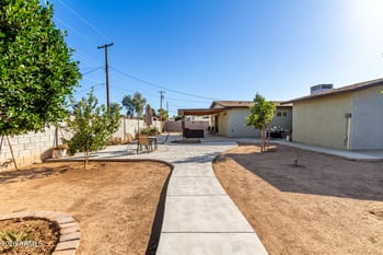 1048 Heather Dr, Mesa, AZ 85201