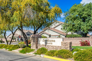 1048 Iris Dr, Chandler, AZ 85286