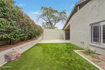 10482 Karen Dr, Scottsdale, AZ 85255