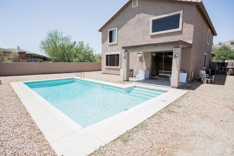10489 182nd Dr, Goodyear, AZ 85338