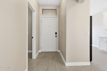 1049 E Susan Ln, Tempe, AZ 85288