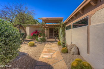 1049 Boulder Dr, Carefree, AZ 85377