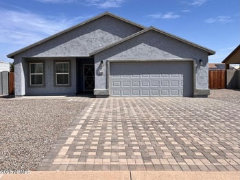 10490 Mazatlan Dr, Arizona City, AZ 85123