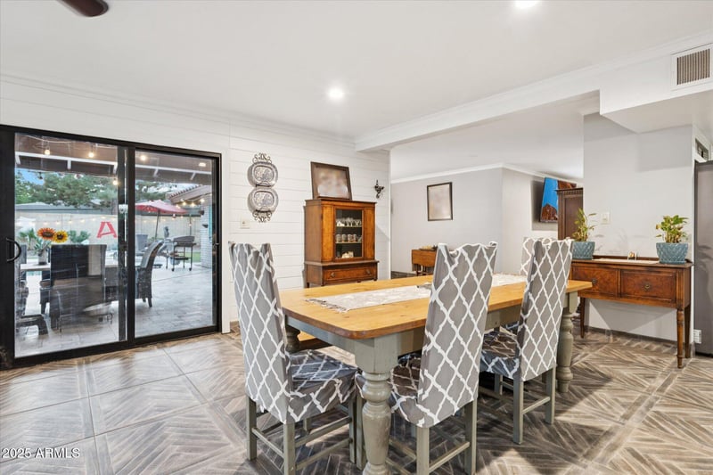 105 Claremont St, Phoenix, AZ 85012