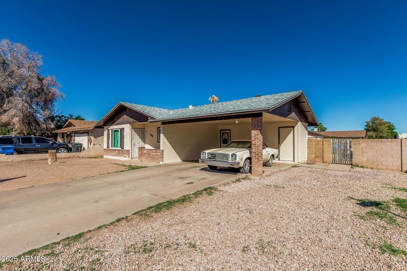 105 Guthrie St, Mesa, AZ 85203