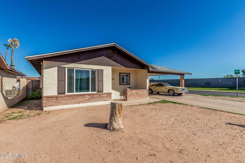 105 N Guthrie St, Mesa, AZ 85203