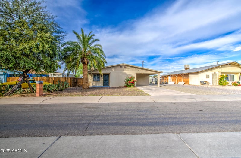 1050 Buist Ave, Phoenix, AZ 85041