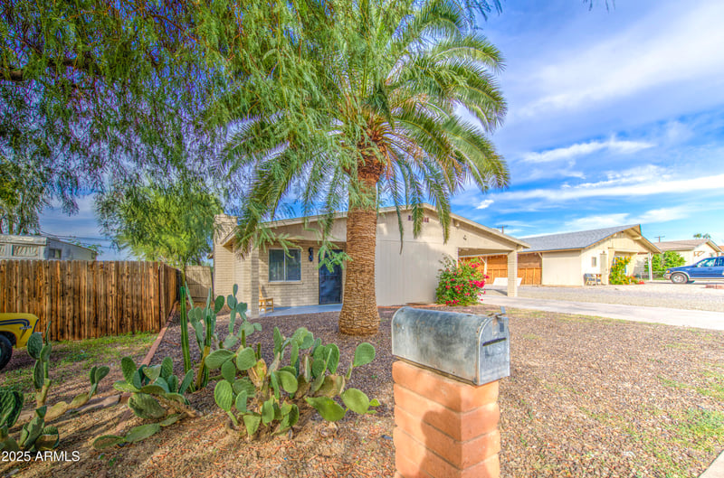 1050 Buist Ave, Phoenix, AZ 85041