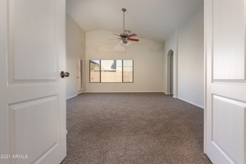 1050 E Shari St, San Tan Valley, AZ 85140