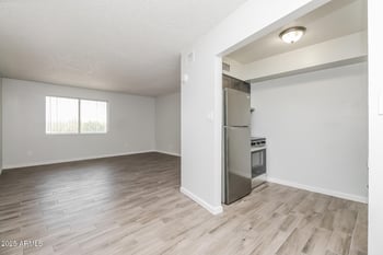 1050 University Dr #202, Mesa, AZ 85201
