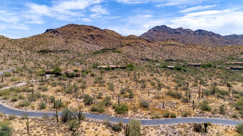 10500 E Lost Canyon Dr #2, Scottsdale, AZ 85255