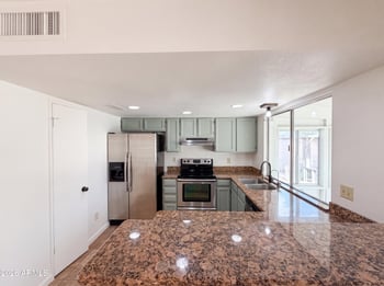 10501 W Loma Ln, Peoria, AZ 85345