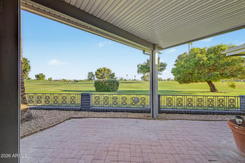 10501 Pineaire Dr, Sun City, AZ 85351