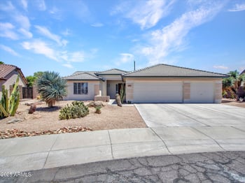 10501 Wilshire Dr, Avondale, AZ 85392
