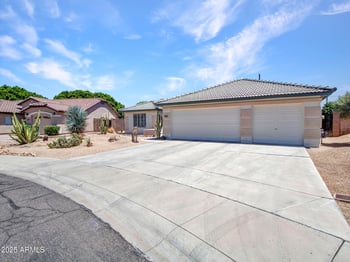10501 Wilshire Dr, Avondale, AZ 85392