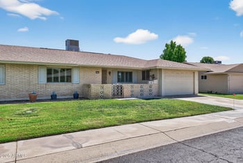 10502 Roundelay Cir, Sun City, AZ 85351