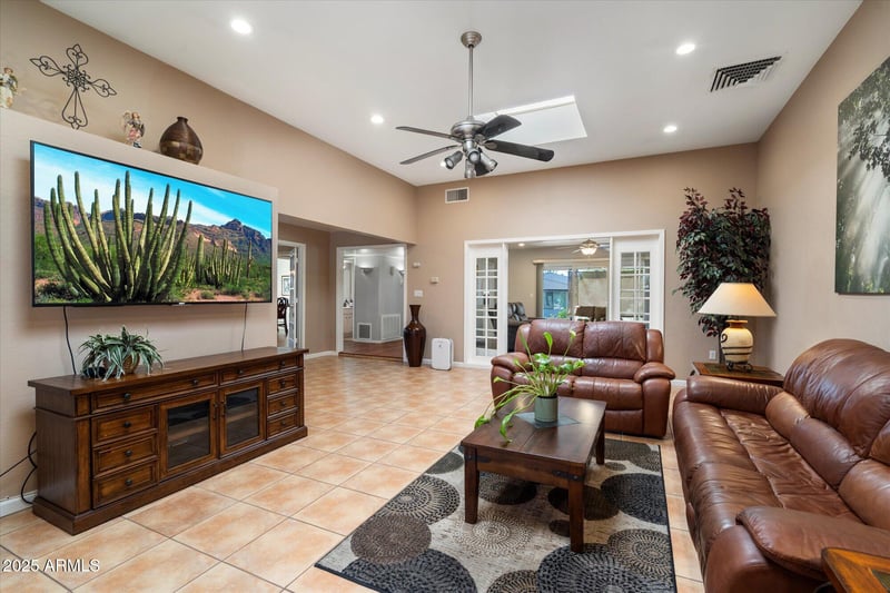 10502 Sierra Dawn Dr, Sun City, AZ 85351