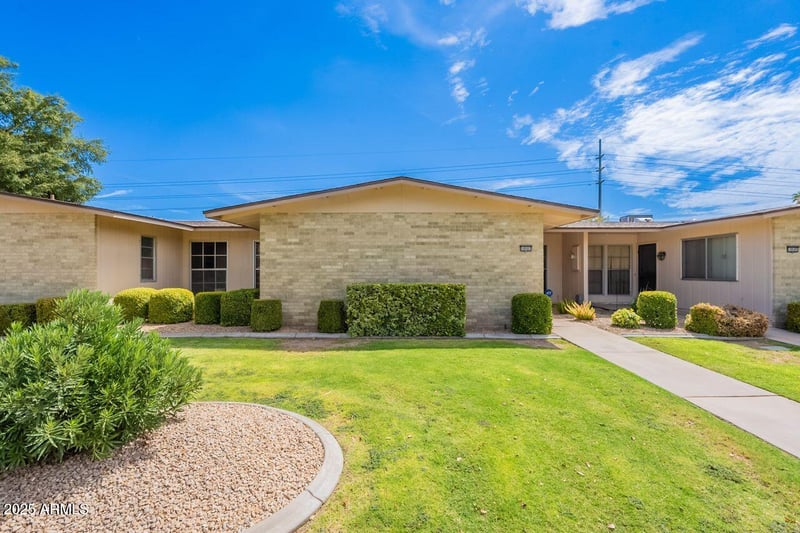 10503 Granada Dr, Sun City, AZ 85373