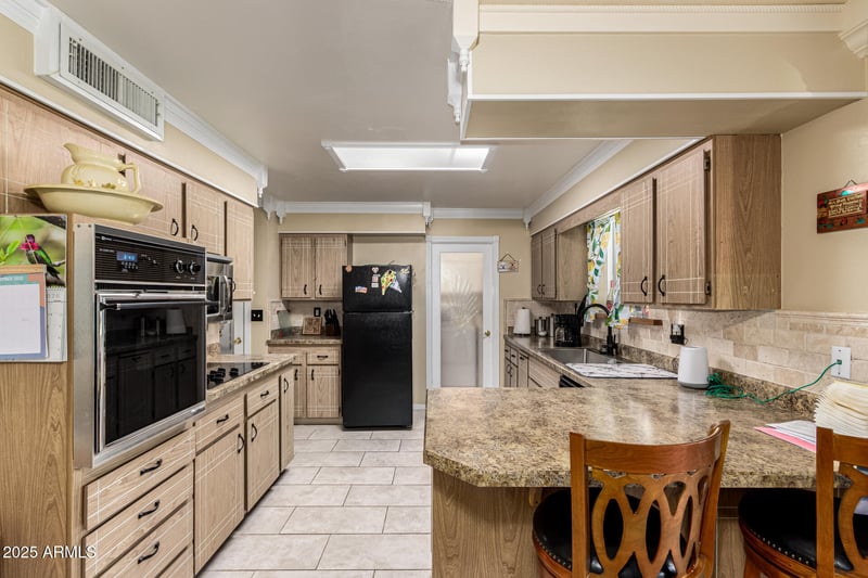 10504 Roundelay Cir, Sun City, AZ 85351