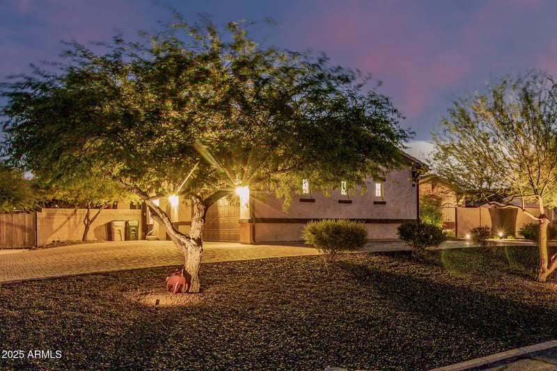 10505 Avenida Del Sol Ave, Peoria, AZ 85383