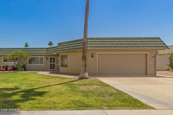 10505 Campana Dr, Sun City, AZ 85351