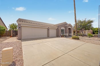 10505 E Emerald Cir, Mesa, AZ 85208