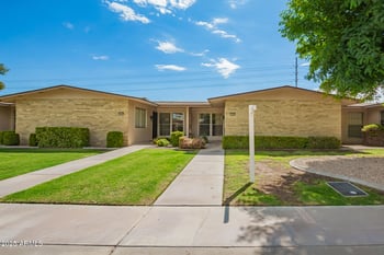 10505 Granada Dr, Sun City, AZ 85373