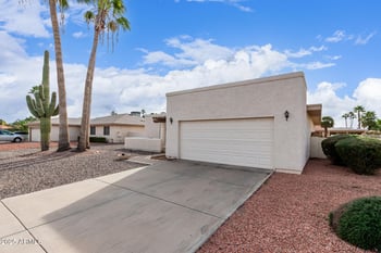 10505 Silvertree Dr, Sun Lakes, AZ 85248