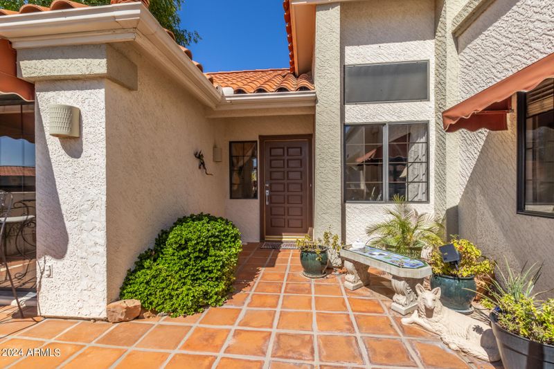 10506 E Cinnabar Ave, Scottsdale, AZ 85258
