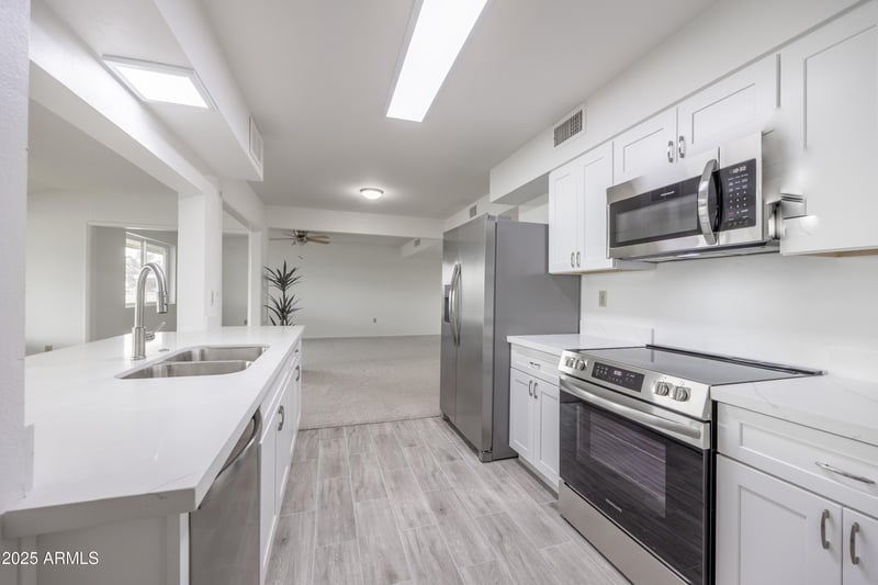 10506 Tropicana Cir, Sun City, AZ 85351