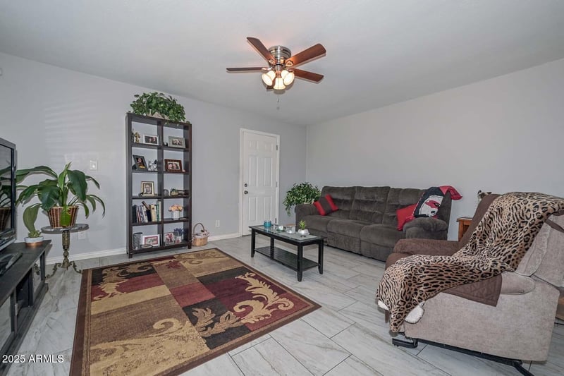 10507 Devonshire Ave, Phoenix, AZ 85037