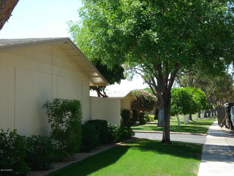 10507 W Highwood Ln, Sun City, AZ 85373