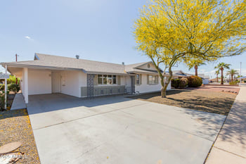 10509 Snead Dr, Sun City, AZ 85351