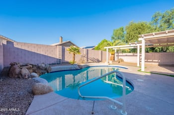10510 Flower Ave, Mesa, AZ 85208