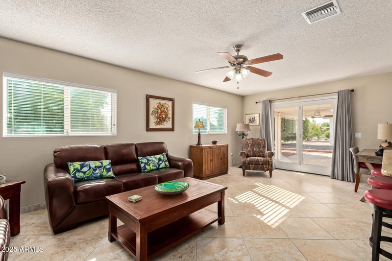 10511 Edgewood Dr, Sun City, AZ 85351