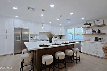 10511 Kingswood Cir, Sun City, AZ 85351