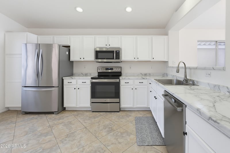 10511 W Reade Ave, Glendale, AZ 85307